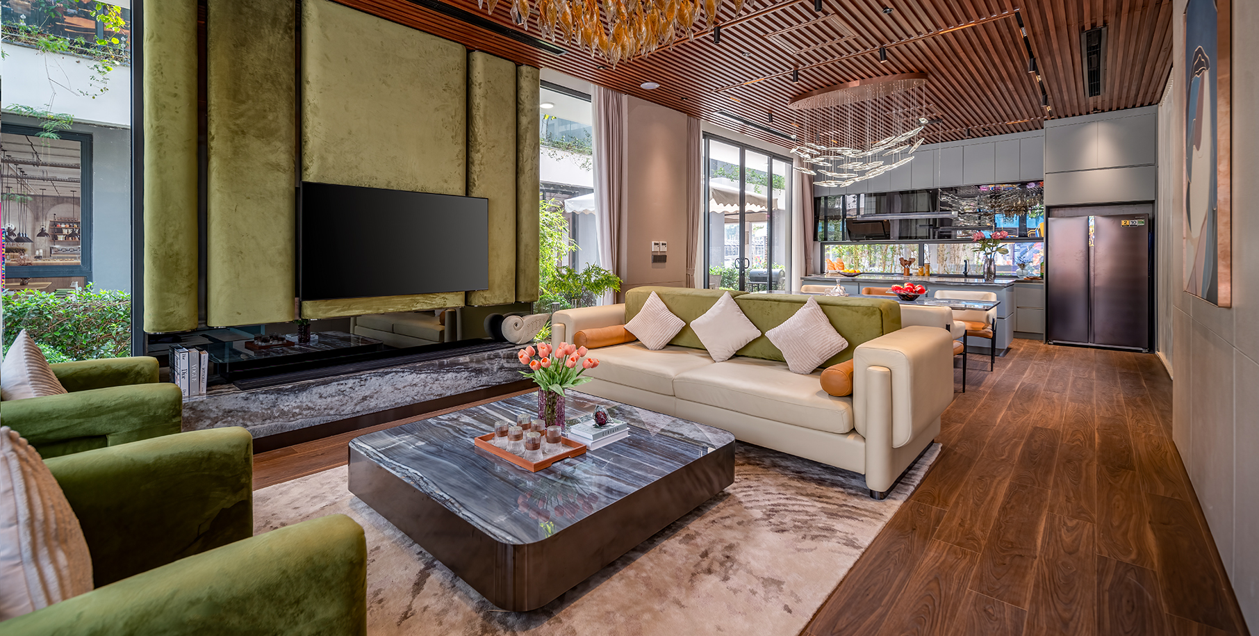 Flamingo Golden Hill